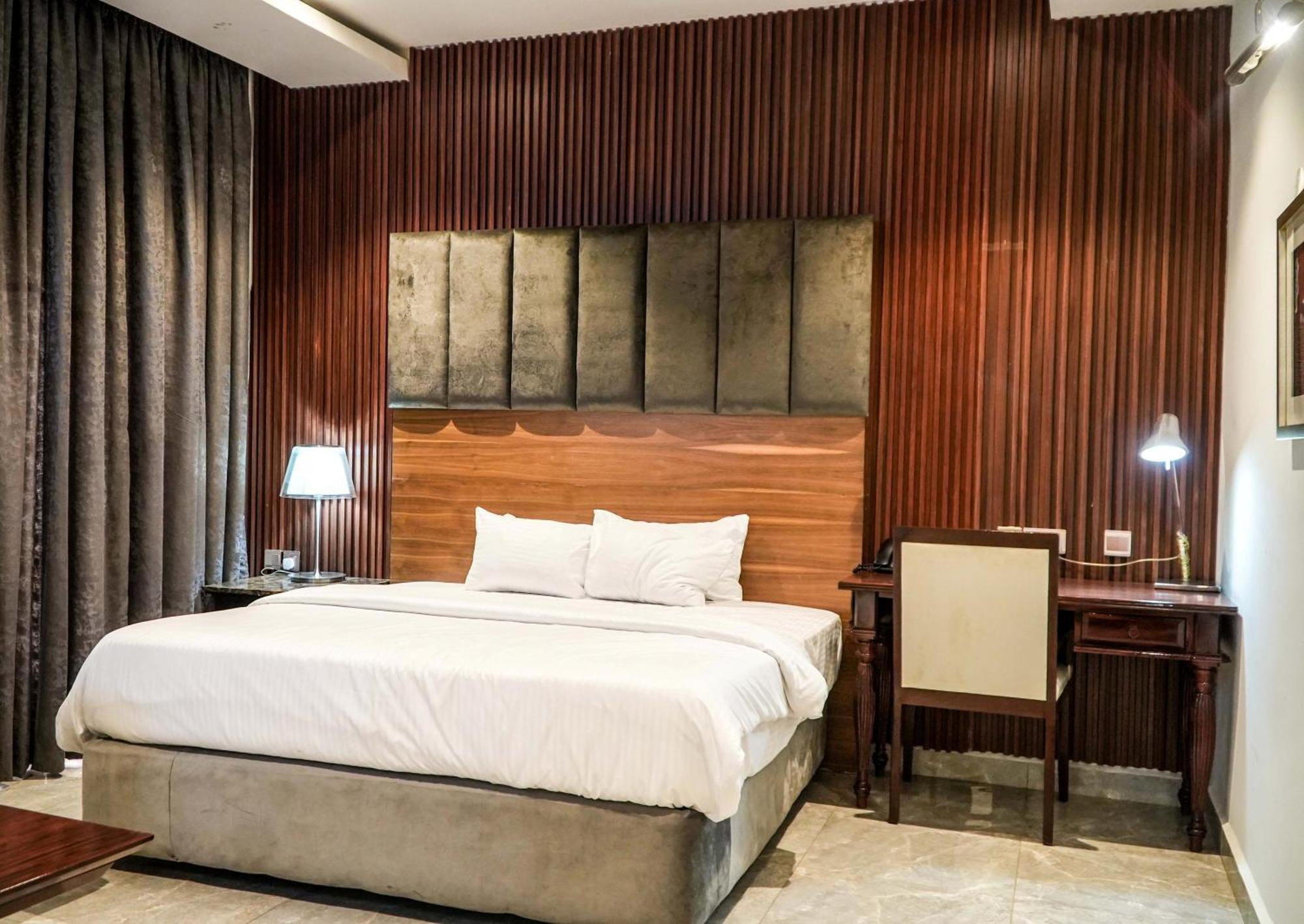 Amor Hotels Абуджа Экстерьер фото